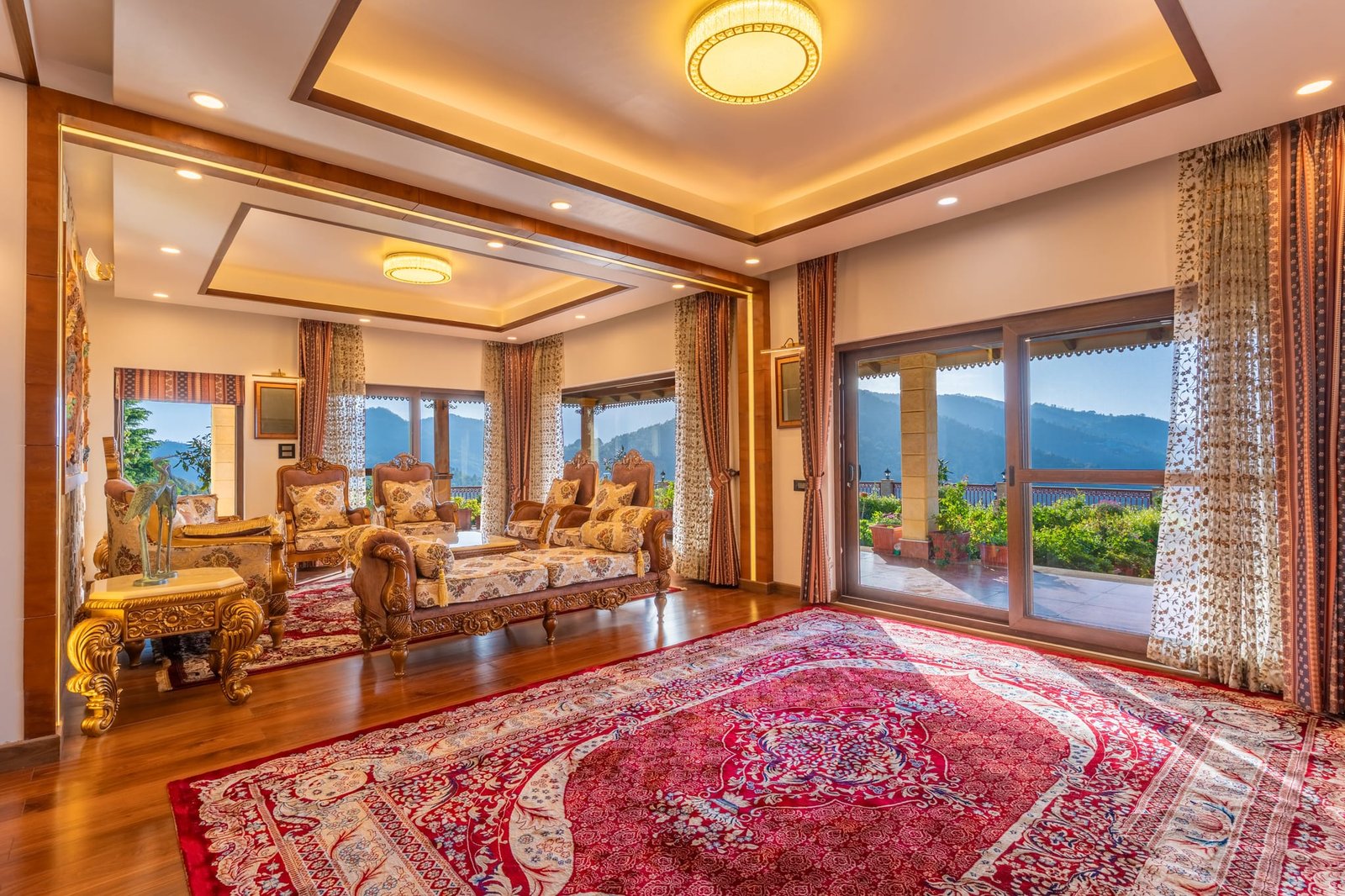 Living salon at The Mukteshwar Bungalow