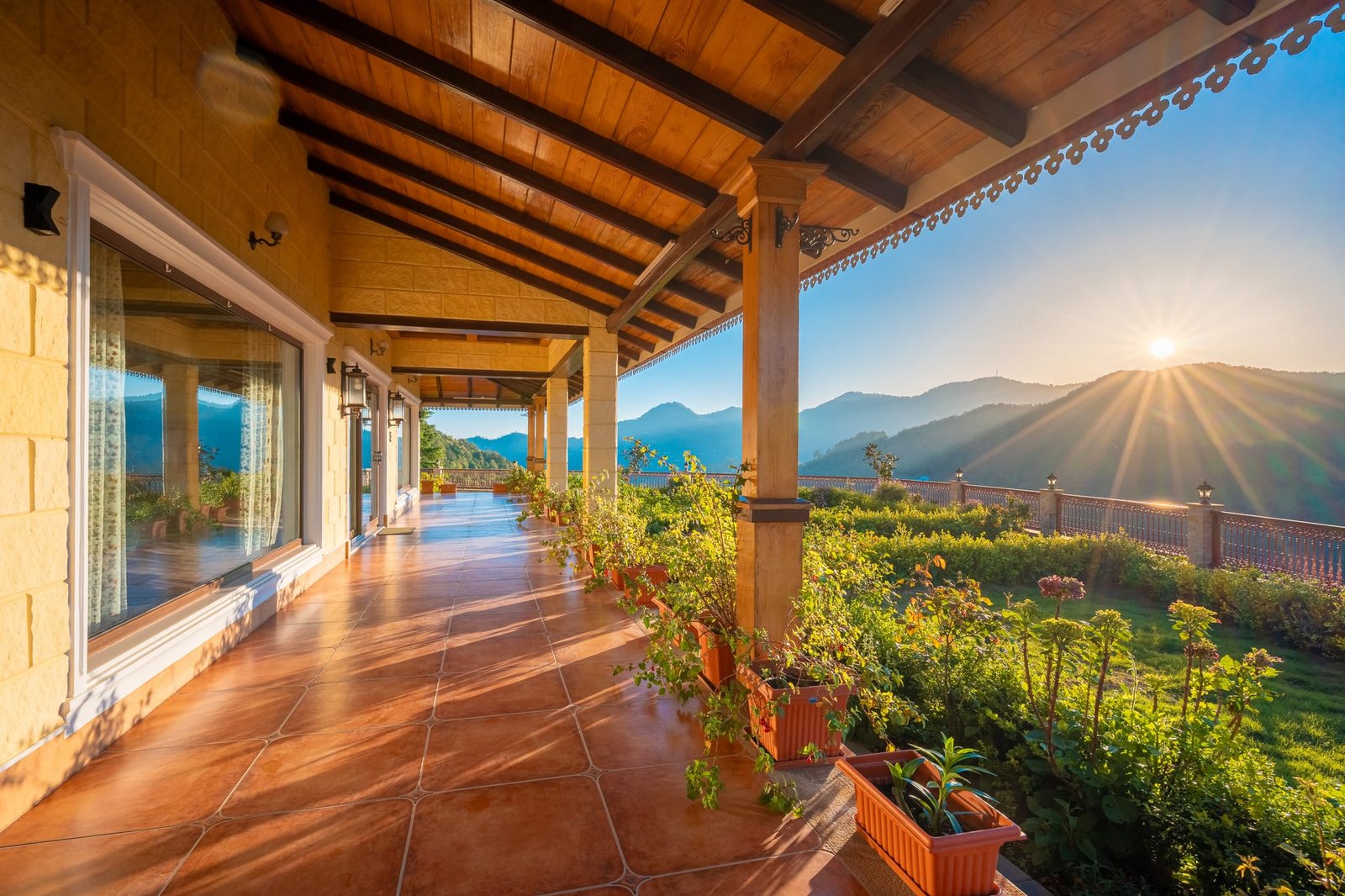 The Veranda Lounge seating at The Mukteshwar Bungalow